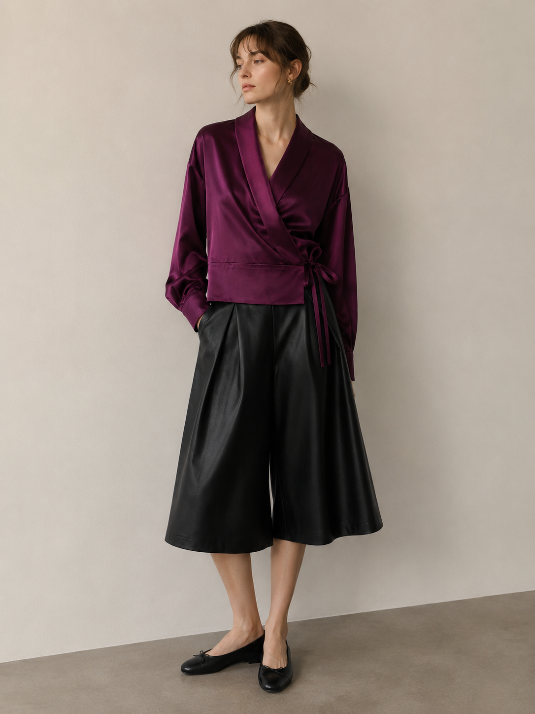 Zijden wikkelblouse in pruimkleur