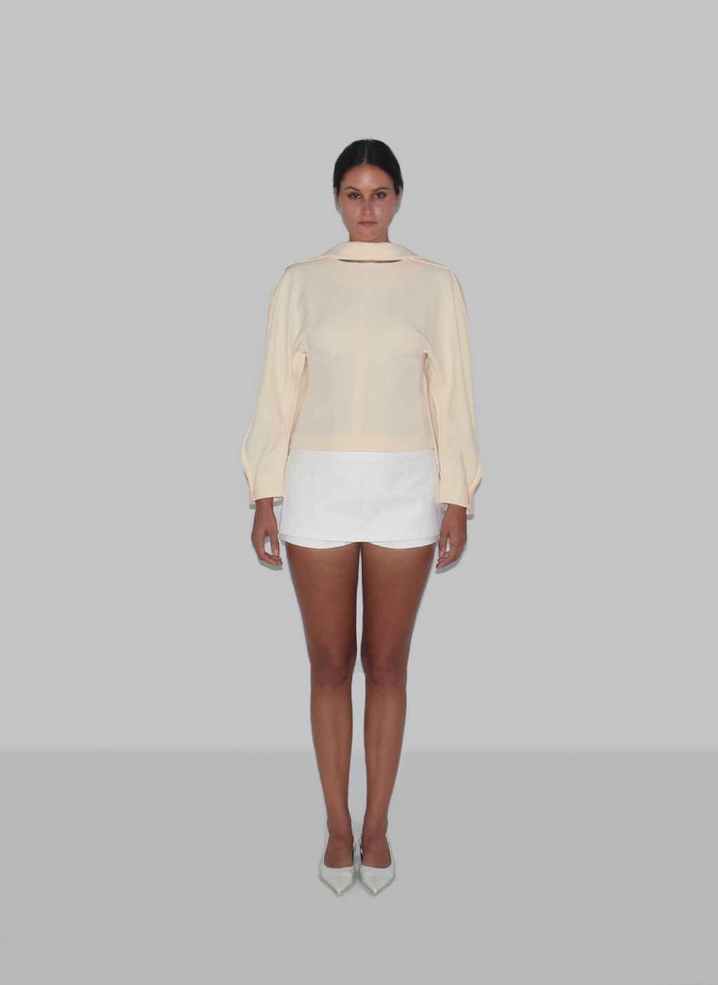 Chemisier  structuré et élégant en crème