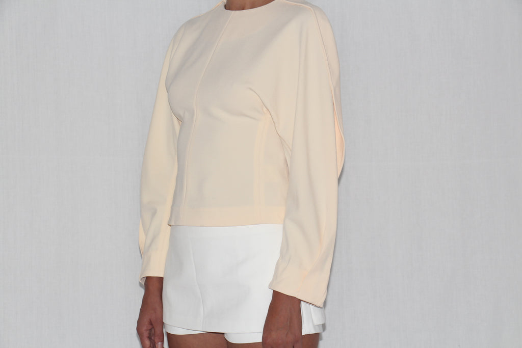 Chemisier  structuré et élégant en crème